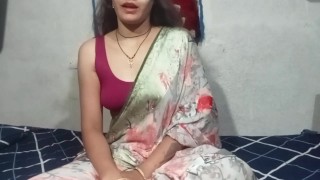Sexy indian wife sucking and fucking hard xxx video in hindi audio