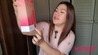 Andrea Tries the NEW Sex Toys from HONEY PLAYBOX must watch