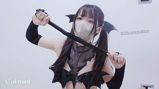 Succubus NG Scene – The Disappearing Whip